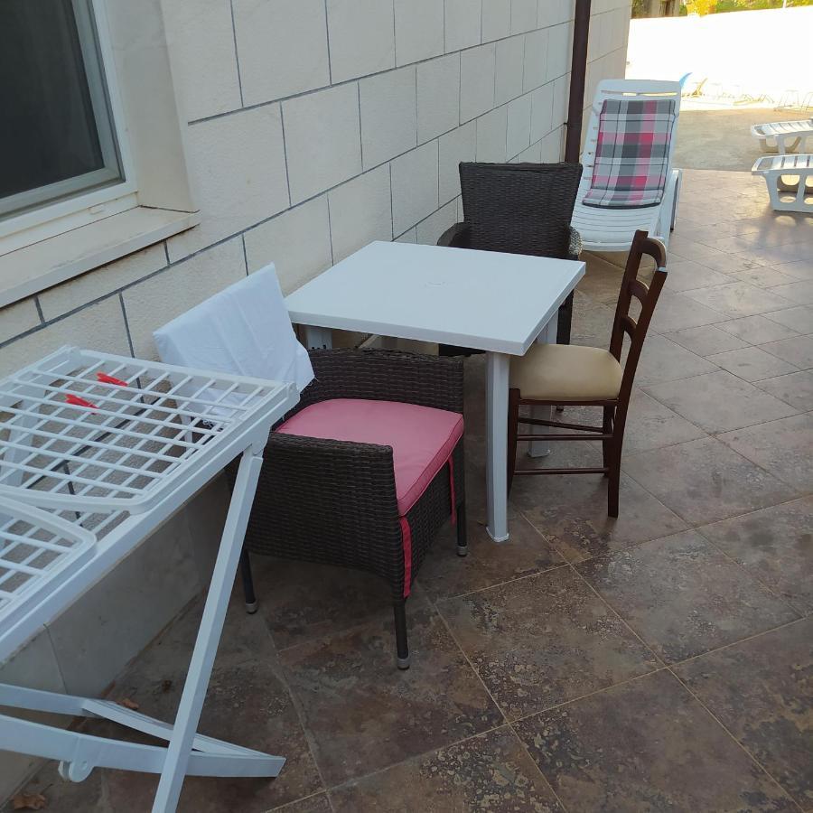 Apartment Zana *