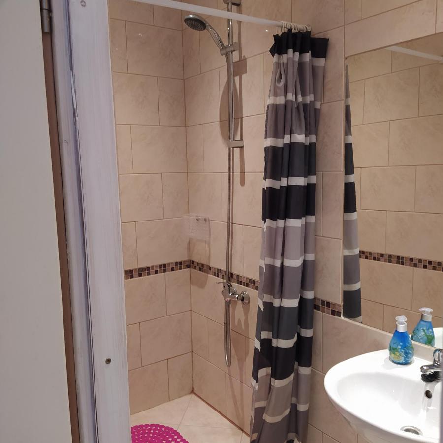 Zana Apartment