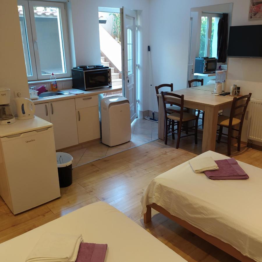 Zana Apartment