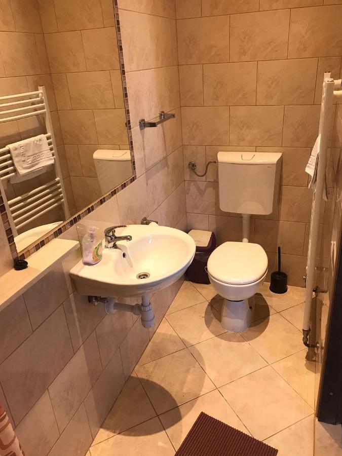 Zana Apartment *